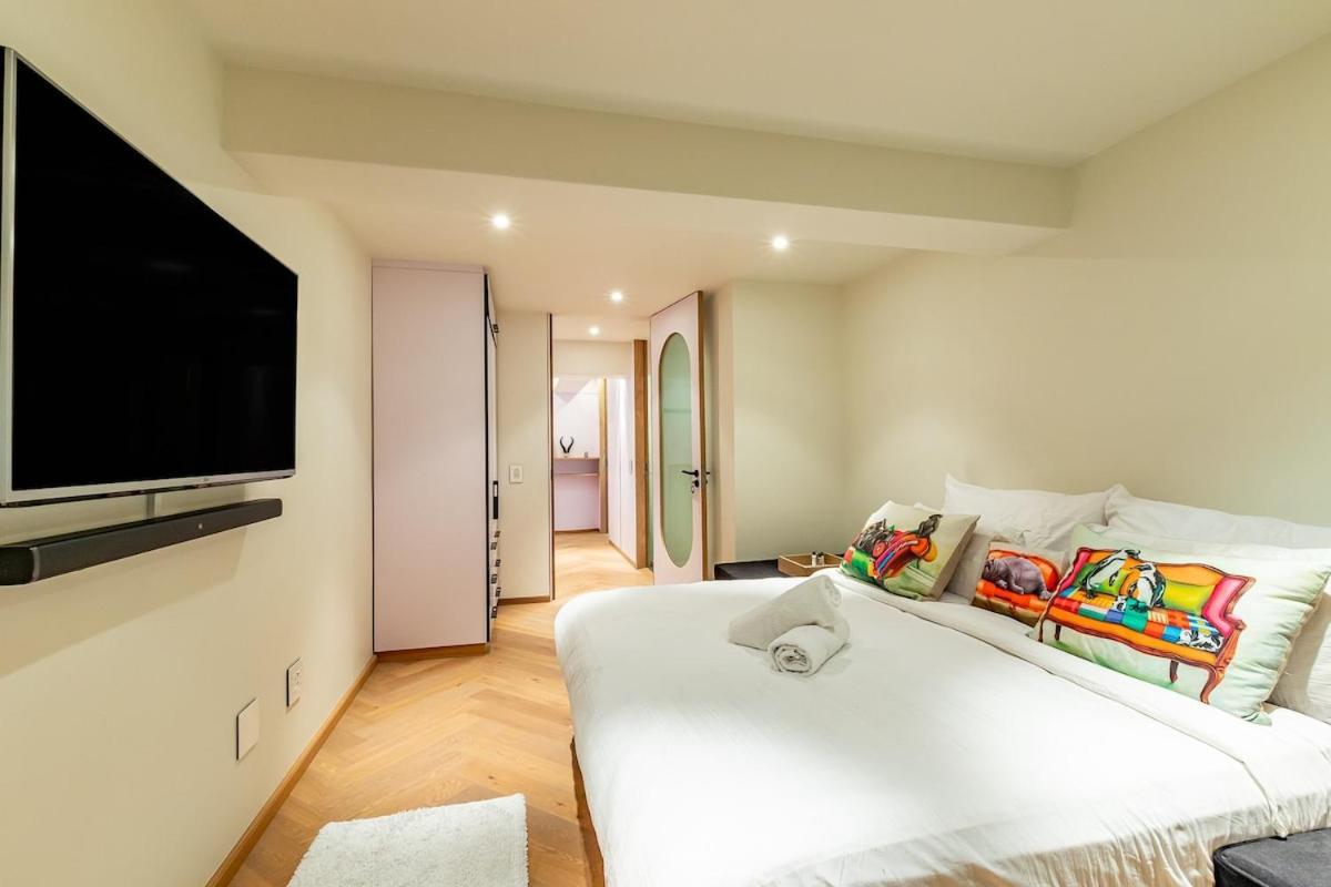 Appartement Luxurious, Modern, Artsy, Fully Fitted Home! *