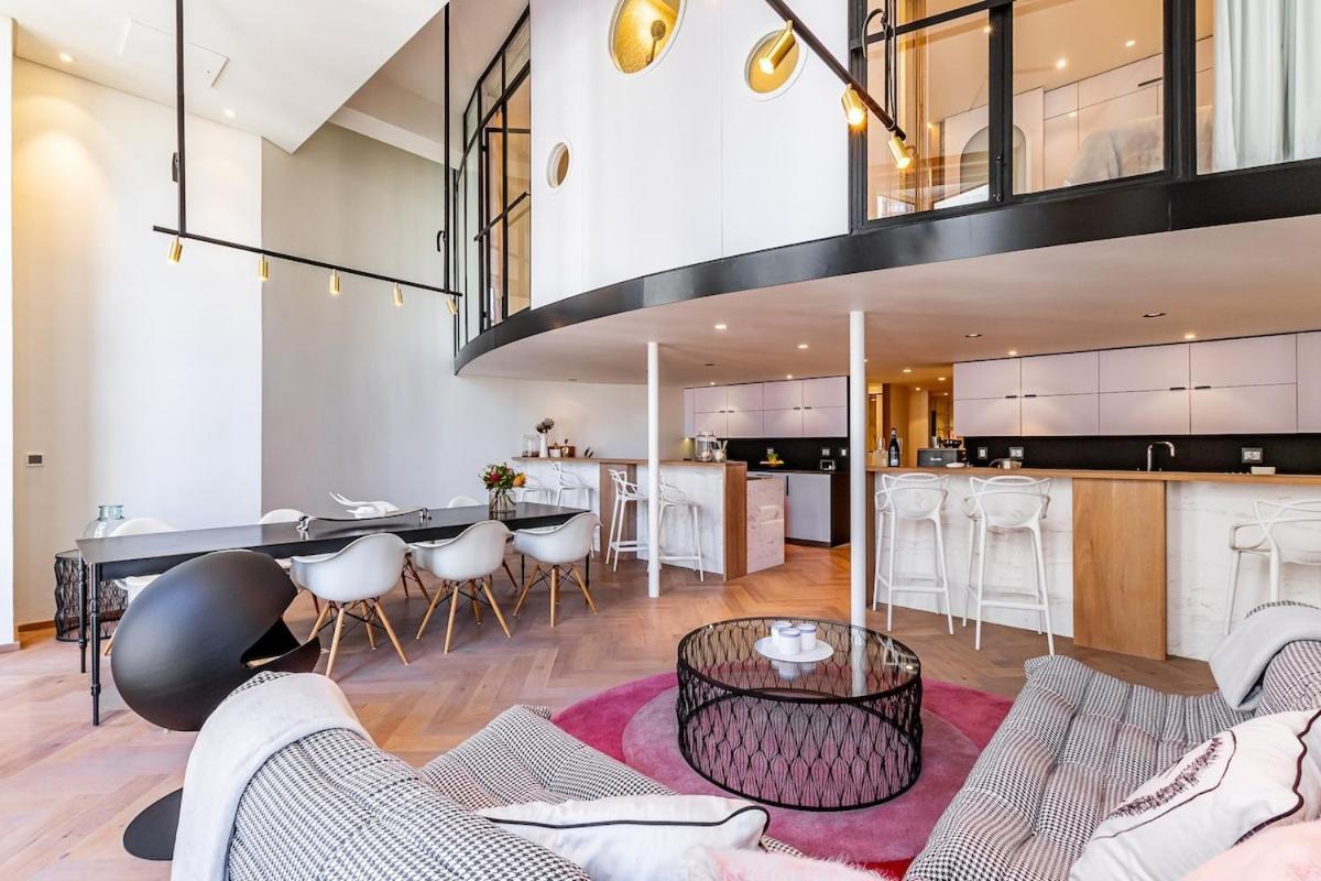 Luxurious, Modern, Artsy, Fully Fitted Home! Appartement *