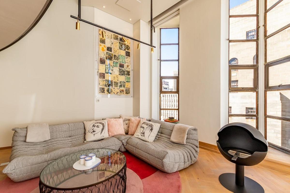 Appartement Luxurious, Modern, Artsy, Fully Fitted Home! *